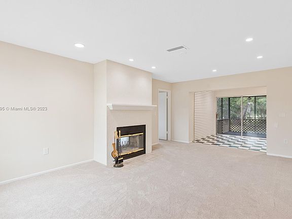 3rd image of 11935 NW 42nd St