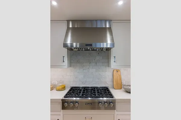 Sold by Stribling | media 14