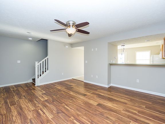 3rd image of 1710 W Sunstone Dr