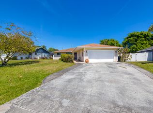 661 SE Sweetbay Ave, Port Saint Lucie, FL 34983