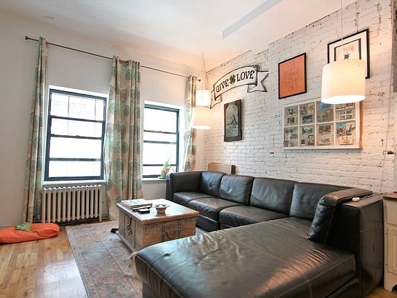 3rd image of 726 Amsterdam Ave #1F