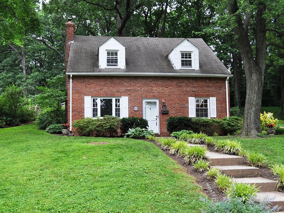1st image of 3001 Woodlawn Ave