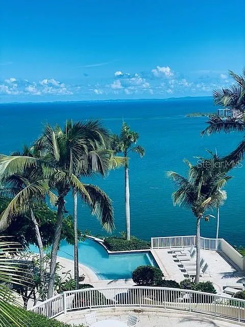 1 bed, 1.0 bath, 1028 sqft, $5,500 — Photo 4