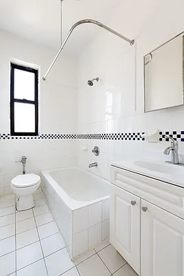 Rented by Engel and Völkers Brownstone Brooklyn | media 16