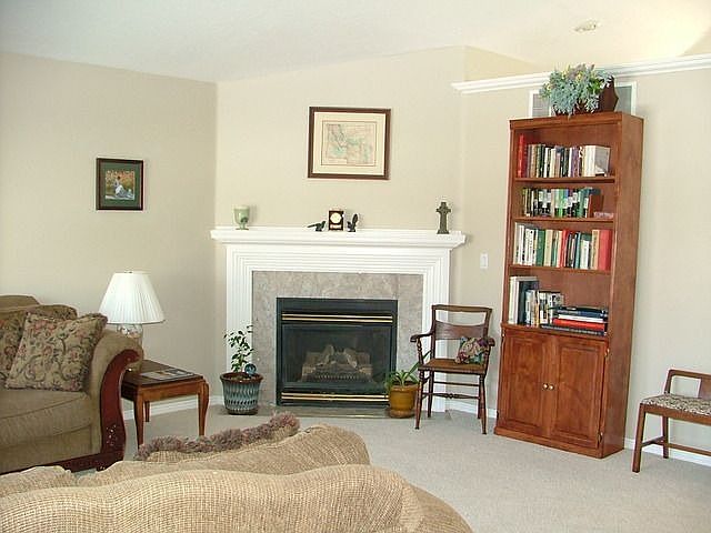 2nd image of 799 Green Dr