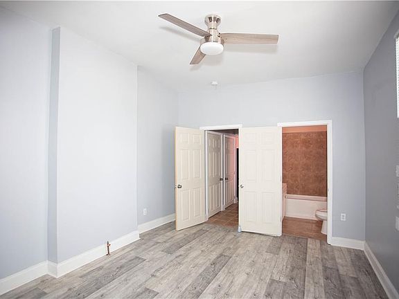 5th image of 8927 Hickory St