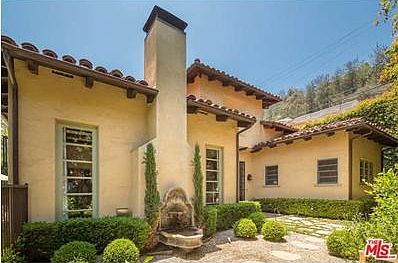 2nd image of 1457 N Beverly Dr