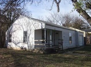 1001 W Clarence St, Fort Worth, TX 76117