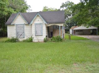 2610 Sledge St, Waller, TX 77484