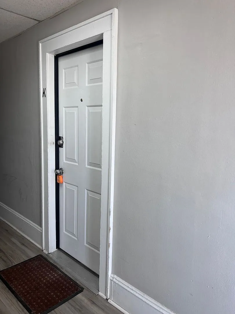 Williamson,NW,3756 — Photo 2
