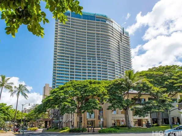 2139 Kuhio Ave #D1805, Honolulu, HI 96815
