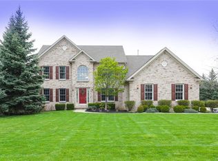 79 Hazelwood Ln, Grand Island, NY 14072