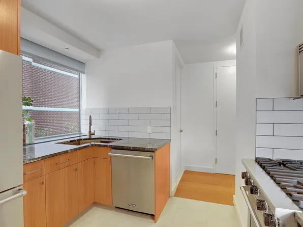 1965 Broadway image 7 of 9