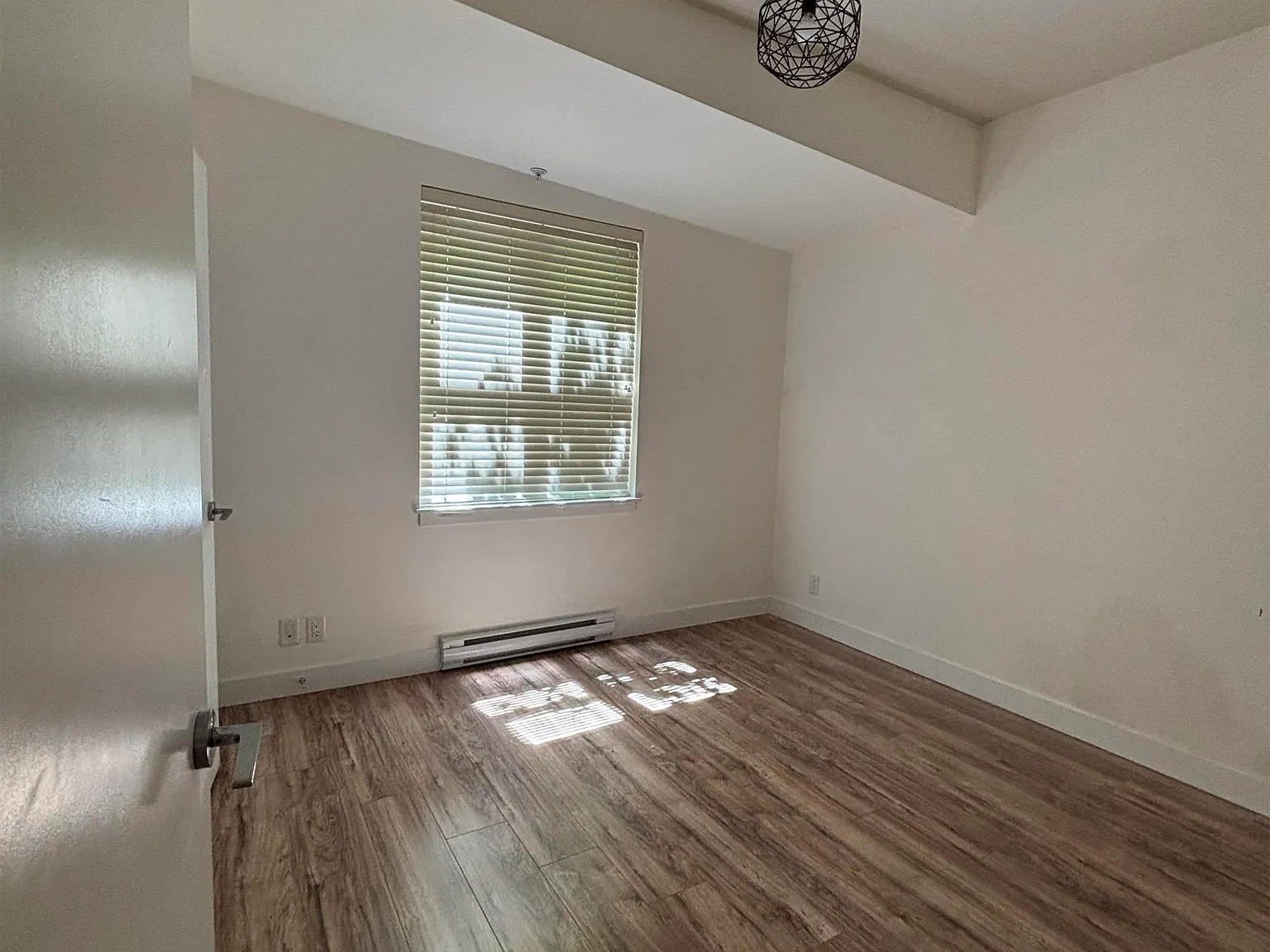 2 bed, 799 sqft, $2,800 — Photo 2