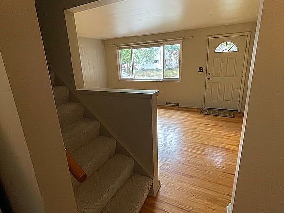 3rd image of 673 Roanoke Ave