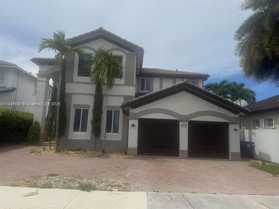 1st image of 8821 NW 179th Ln #8821