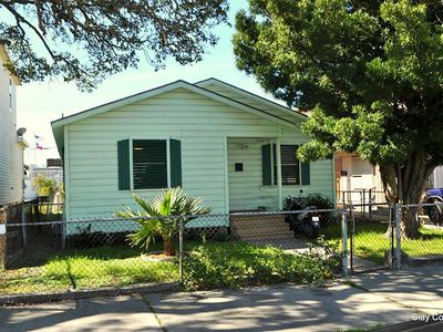1513 Kempner, Galveston, TX, 77550