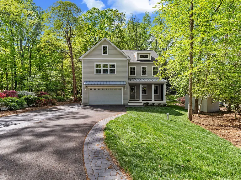 916 Waterview Dr — Photo 26