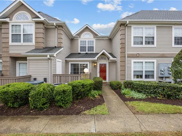 705 Queens Path, Williamsburg, VA 23185