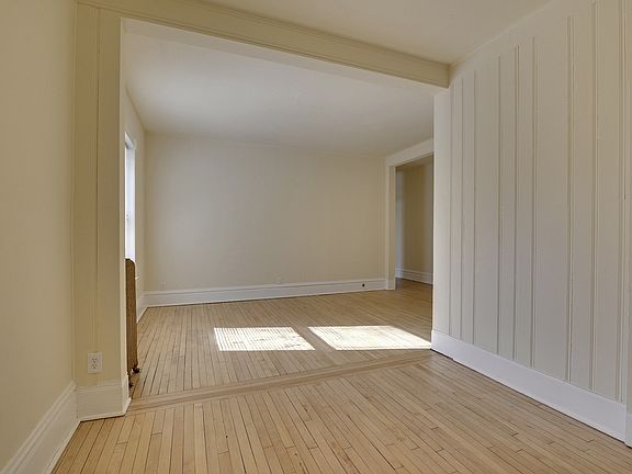 4th image of 598 Lincoln Ave APT 304
