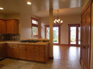 696 Avocet Way, Arroyo Grande, CA 93420