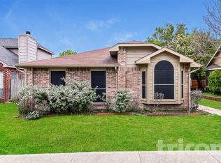 1424 Savannah St, Mesquite, TX 75149
