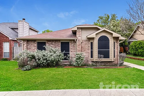 1424 Savannah St Photo 1