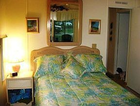 4th image of 594 La Jardin