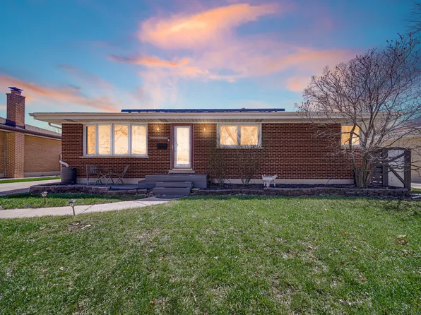 661 W Saint Aubin Dr, Addison, IL 60101