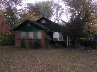 212 Beaverdale Rd NE, Dalton, GA 30721