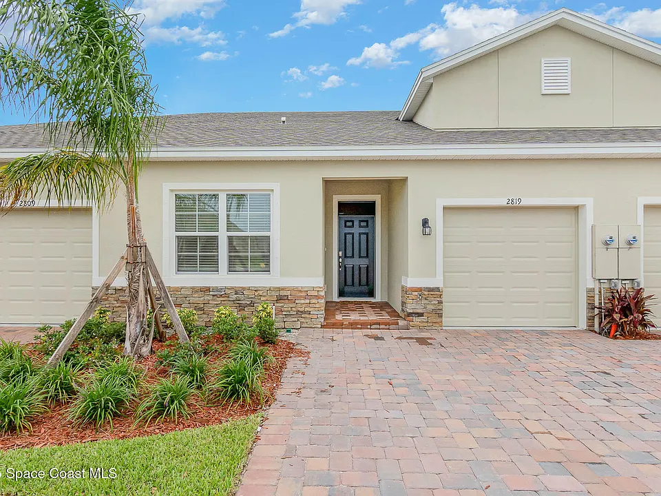 2819 Ben Hogan Ct