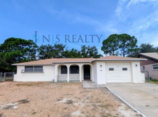 11621 Meadow Dr, Port Richey, FL 34668