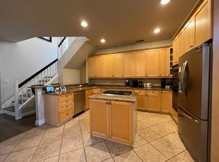 1270 N Cleveland Ave #2, Chicago, IL 60610