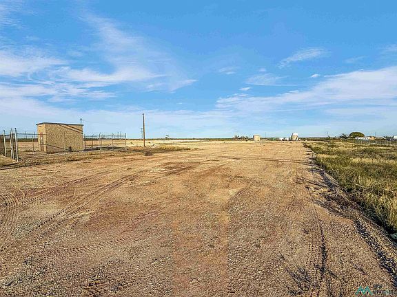 5th image of 6824 S State Highway 8