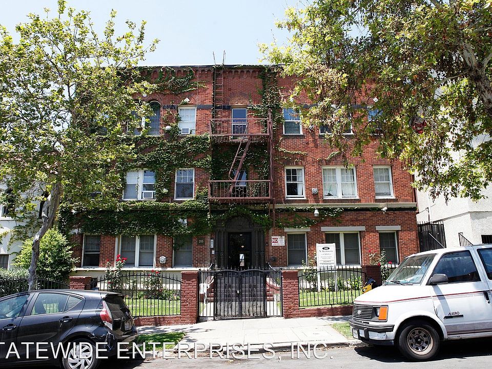 1st image of 205 N Kenmore Ave #12