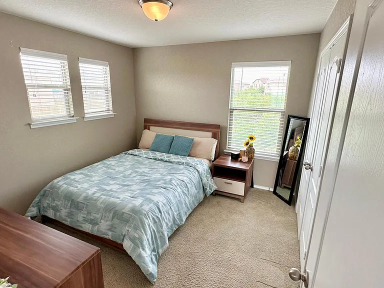 6402 Gerber Mdw — Photo 15