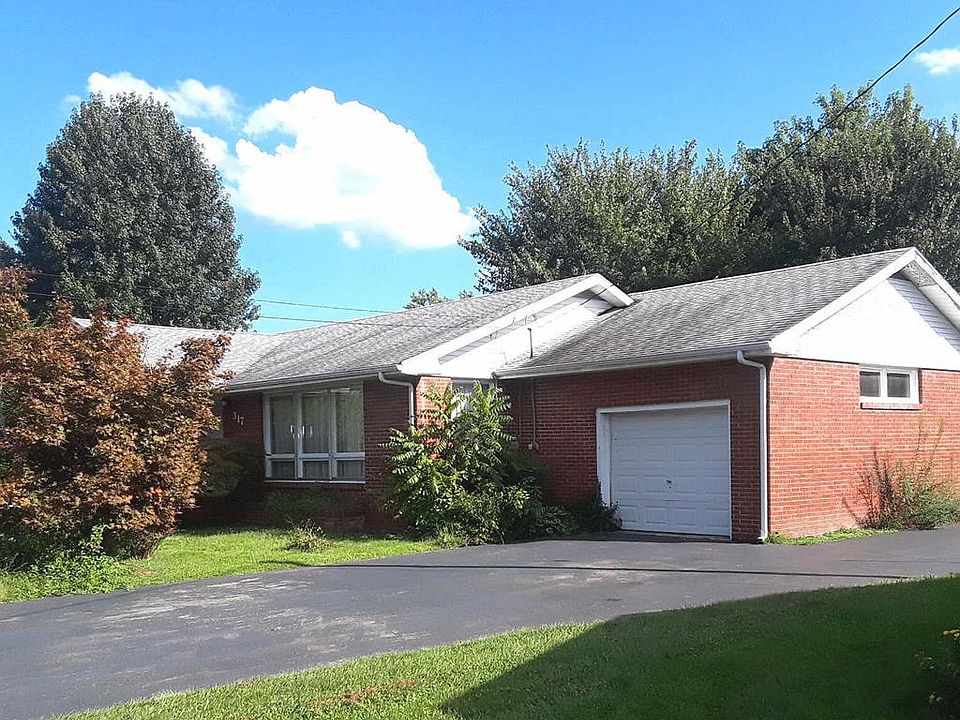 1st image of 317 Eastview Dr