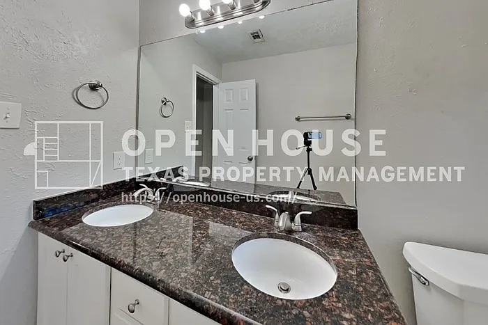 7619 Almond Springs Dr — Photo 21