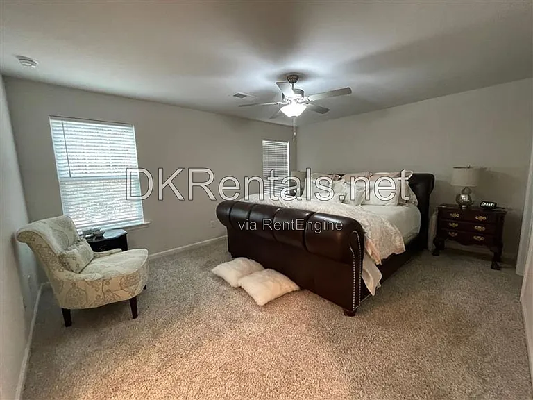 1375 Vayda Ct — Photo 11