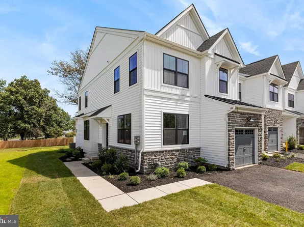1 Wheatley Walk, Lansdale, PA 19446