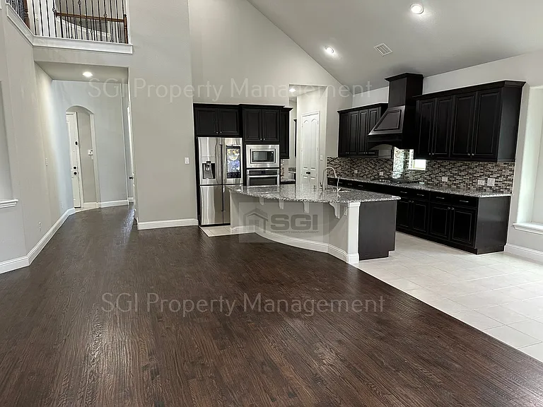 1704 Monahan Dr — Photo 9