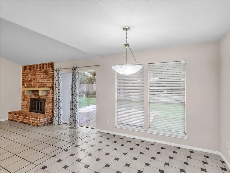 13622 Cherrydown St — Photo 14