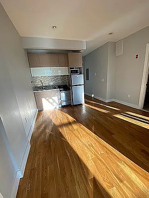 3rd image of 35 Rogers Ave #4D