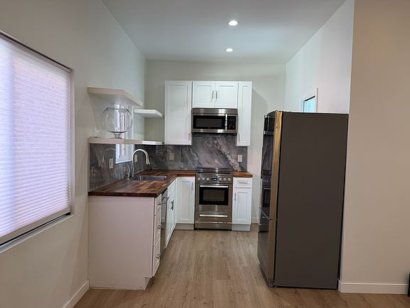 5th image of 2201 Juliet St #B