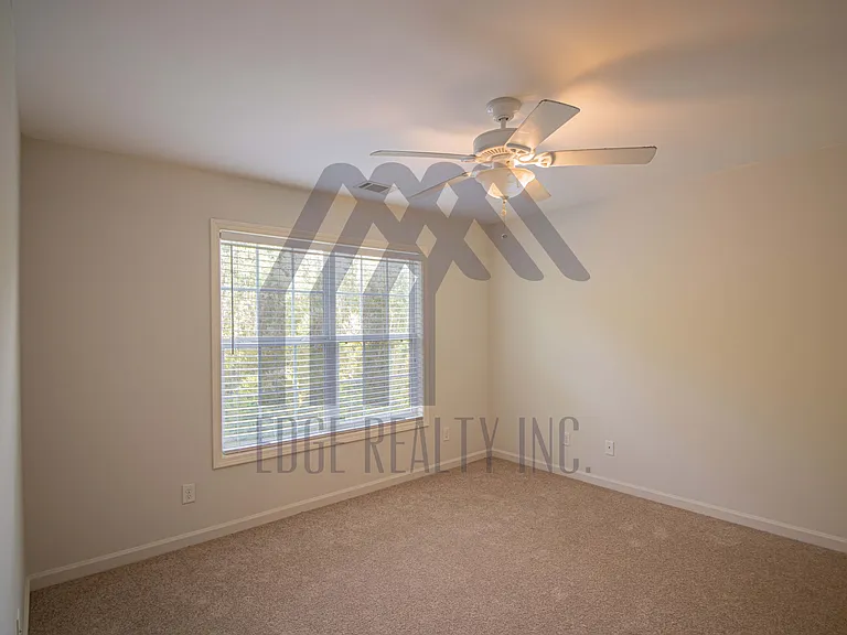400 Tibet Ave — Photo 10