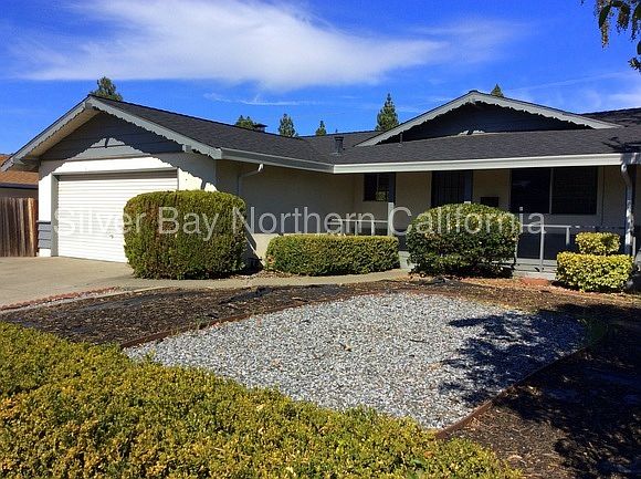 1st image of 1342 Buckingham Dr