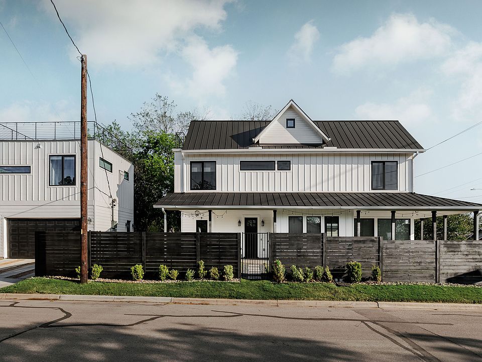 1st image of 2100 Chicon St
