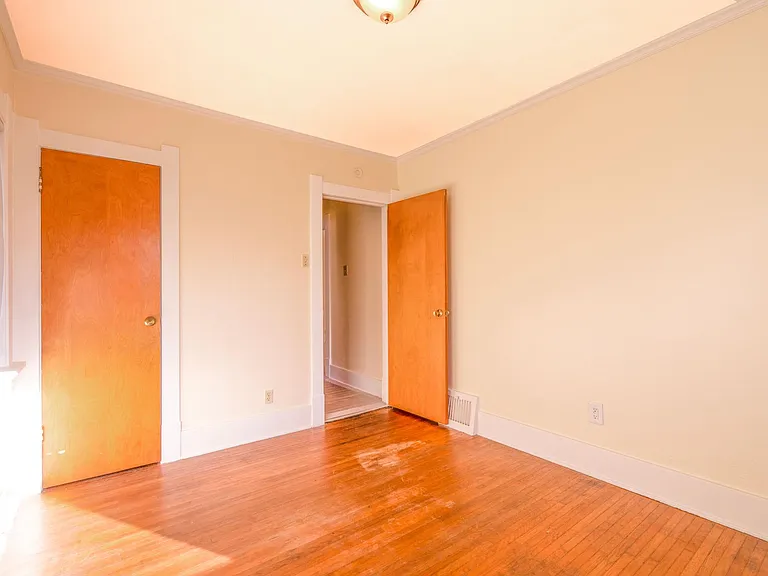 1716 Mansfield Rd — Photo 9
