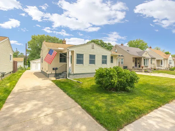 22301 Saint Gertrude St, Saint Clair Shores, MI 48081