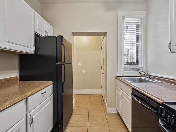 5th image of 718 N Grant St APT 5